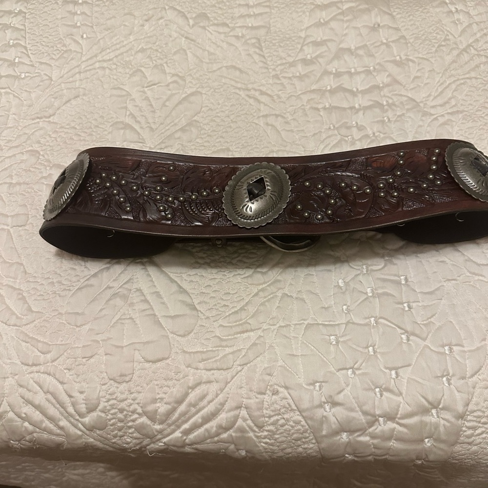 Brown hand tooled Lucchese leather belt. Never worn. S/M